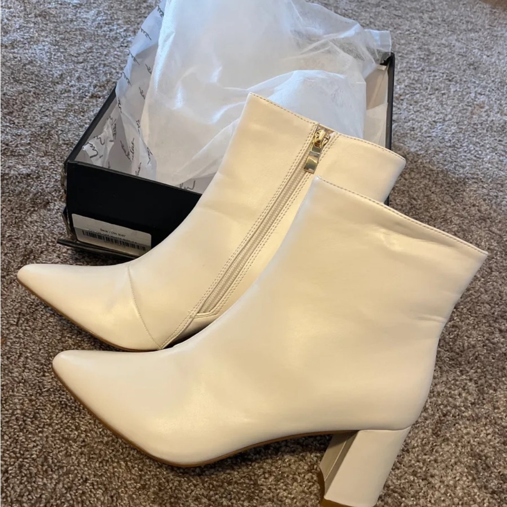 Lulu's Off-White Ankle Booties with Chunky Heel and Side Zipper